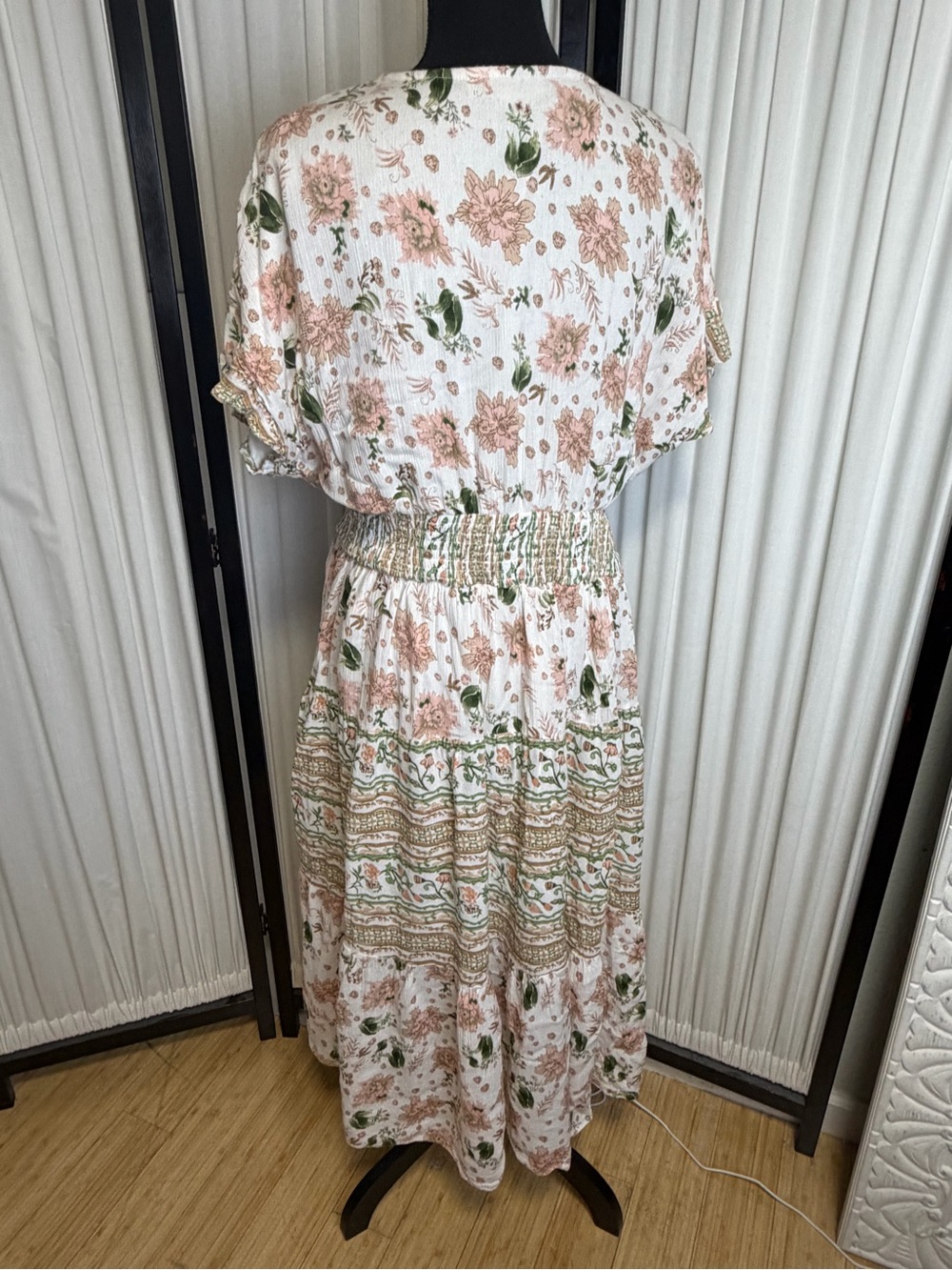 Floral V-Neck Smocked Waist Maxi Dress - Cream & Green - Picture 5 of 8